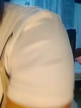 alexandraluv online show from September 23, 2025, 11:28 am