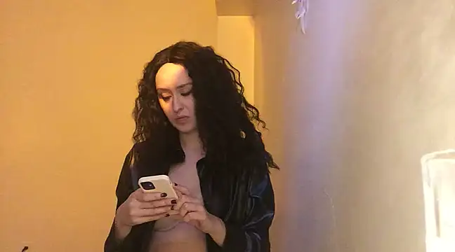 Snapshot of seductress444 chatting on February 9, 2025, 6:16 pm seductress444 online show from February 9, 2025, 6:16 pm