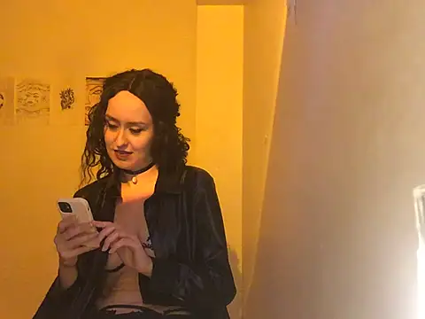 Snapshot of seductress444 chatting on February 1, 2025, 10:12 pm seductress444 online show from February 1, 2025, 10:12 pm