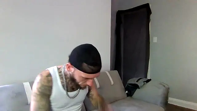 Snapshot of cruz815 chatting on October 20, 2025, 5:13 pm cruz815 online show from October 20, 2025, 5:13 pm