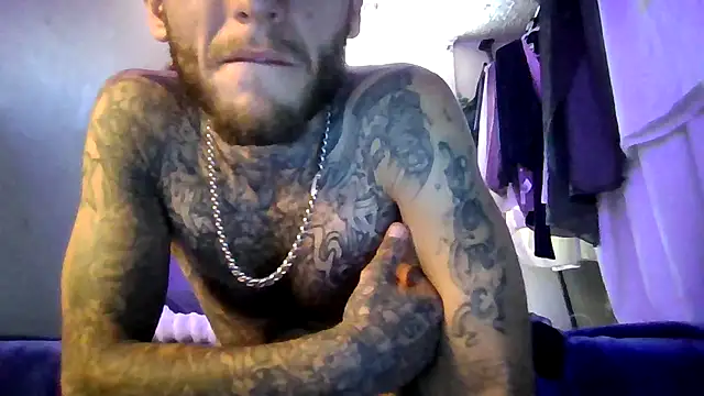 Snapshot of cruz815 chatting on September 22, 2025, 6:03 pm cruz815 online show from September 22, 2025, 6:03 pm