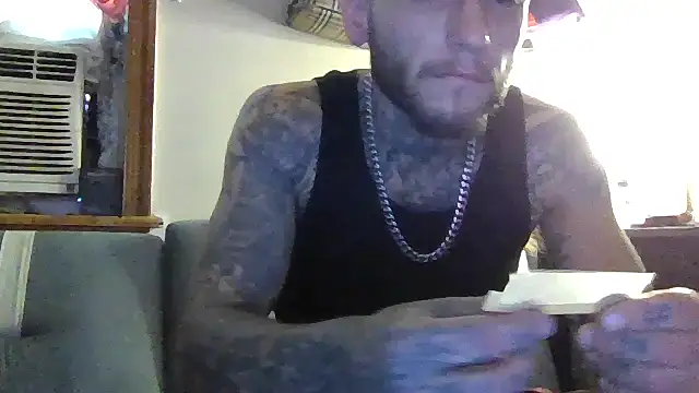 Snapshot of cruz815 chatting on September 26, 2025, 4:36 pm cruz815 online show from September 26, 2025, 4:36 pm