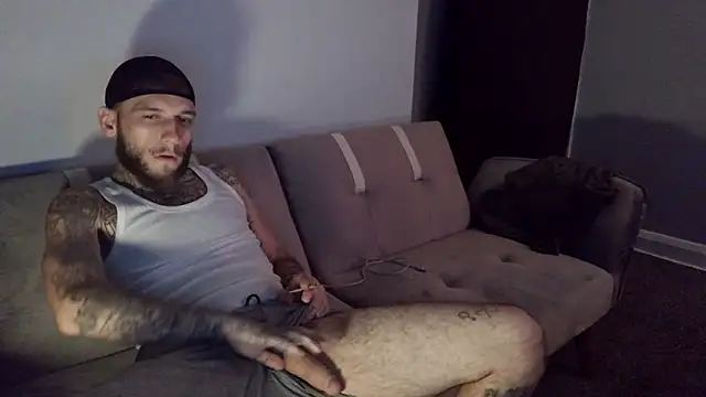 Snapshot of cruz815 chatting on October 20, 2025, 12:13 am cruz815 online show from October 20, 2025, 12:13 am