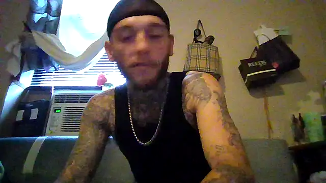 Snapshot of cruz815 chatting on September 23, 2025, 9:11 pm cruz815 online show from September 23, 2025, 9:11 pm