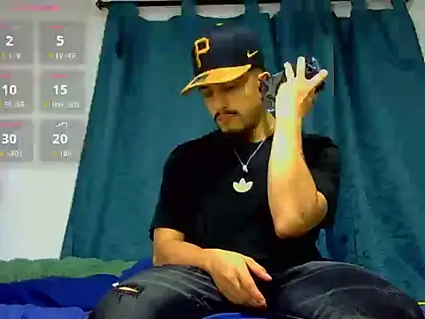 Keiviid online show from April 10, 2026, 3:13 am