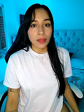 Snapshot of Marce0 chatting on February 19, 2025, 9:36 pm Marce0 online show from February 19, 2025, 9:36 pm