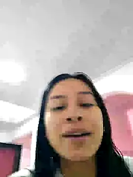 Snapshot of Marce0 chatting on February 5, 2025, 7:10 pm Marce0 online show from February 5, 2025, 7:10 pm