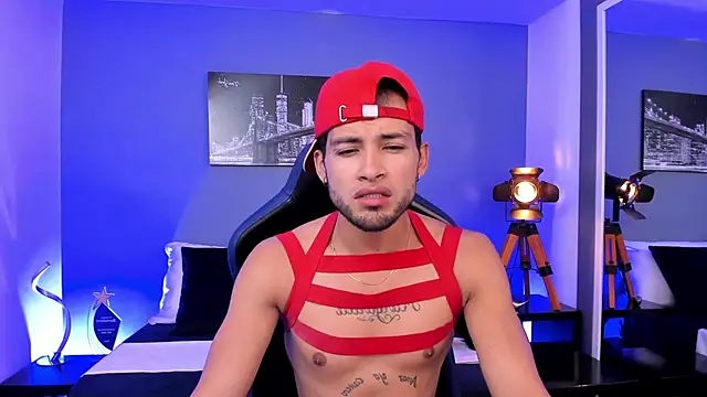 Max Conor1 online show from September 21, 2025, 11:59 am