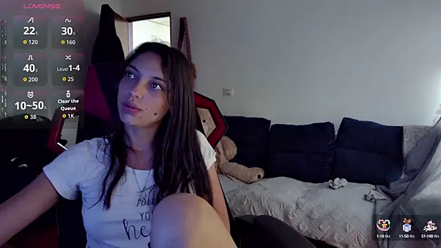 Snapshot of onissm chatting on October 2, 2025, 2:20 pm onissm online show from October 2, 2025, 2:20 pm