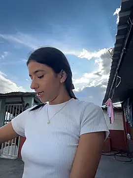 eva roseee online show from March 19, 2026, 9:59 pm