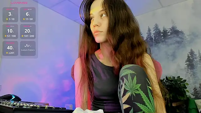 MilaStoyne online show from February 26, 2026, 8:14 am