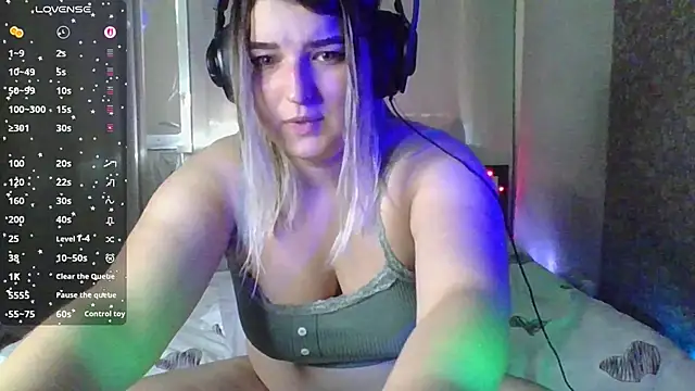 Snapshot of Jenny_Smit chatting on November 17, 2025, 4:05 am Jenny Smit online show from November 17, 2025, 4:05 am