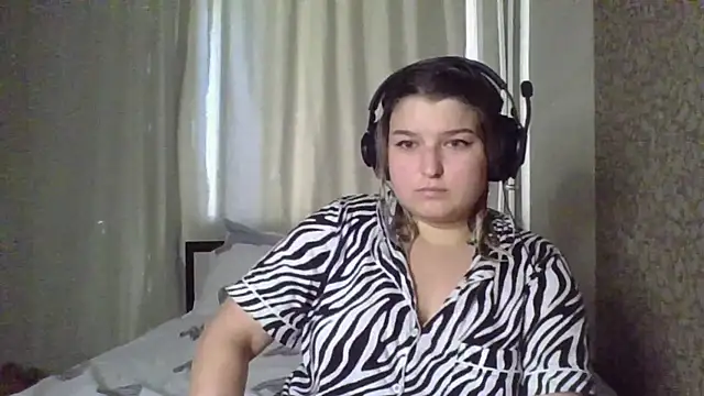 Snapshot of Jenny_Smit chatting on October 19, 2025, 7:44 am Jenny Smit online show from October 19, 2025, 7:44 am