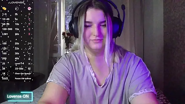 Snapshot of Jenny_Smit chatting on October 22, 2025, 2:11 am Jenny Smit online show from October 22, 2025, 2:11 am