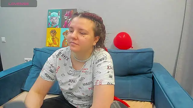 Snapshot of Jenny_Jimmy chatting on February 17, 2025, 1:04 am Jenny Jimmy online show from February 17, 2025, 1:04 am