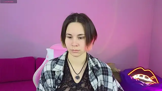 BettyCarter07 online show from December 19, 2025, 2:04 am