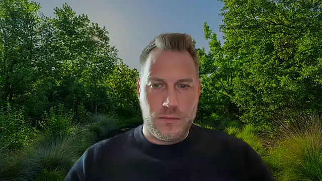 Snapshot of Christian87xxx chatting on February 18, 2025, 3:52 pm Christian87xxx online show from February 18, 2025, 3:52 pm