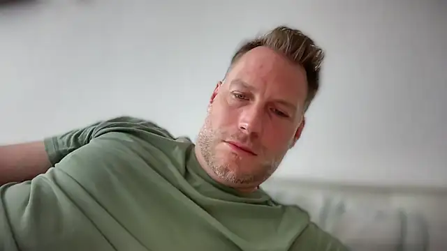 Christian87xxx online show from July 11, 2026, 8:58 am