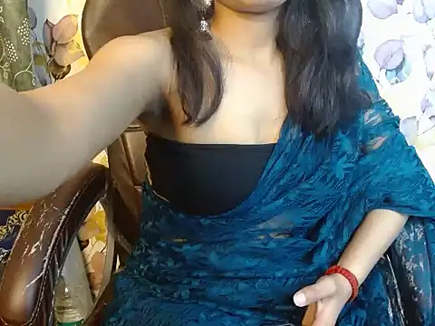 Snapshot of Fly_Rashmi chatting on March 4, 2025, 4:30 pm Fly Rashmi online show from March 4, 2025, 4:30 pm