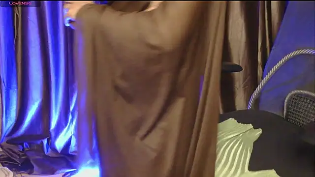 Snapshot of wow-simran chatting on October 8, 2025, 6:30 pm wow-simran online show from October 8, 2025, 6:30 pm