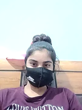 Hoty sejal online show from March 19, 2025, 8:11 pm