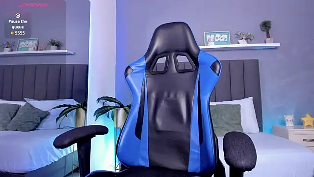 Snapshot of alessia_leroy chatting on September 26, 2025, 7:43 pm alessia leroy online show from September 26, 2025, 7:43 pm