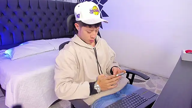 Snapshot of marcuscollins1_ chatting on March 1, 2026, 12:16 pm marcuscollins1 online show from March 1, 2026, 12:16 pm