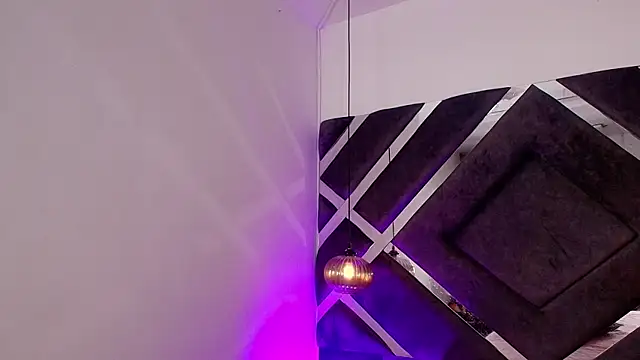 Snapshot of sara_lopee1 chatting on October 3, 2025, 12:06 pm sara lopee1 online show from October 3, 2025, 12:06 pm