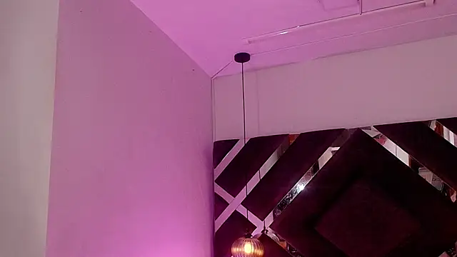 Snapshot of sara_lopee1 chatting on October 4, 2025, 12:07 pm sara lopee1 online show from October 4, 2025, 12:07 pm