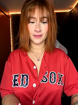 Snapshot of chloe_rockss_ chatting on September 24, 2025, 10:59 pm chloe rockss  online show from September 24, 2025, 10:59 pm