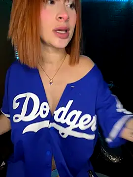 Snapshot of chloe_rockss_ chatting on September 25, 2025, 11:00 pm chloe rockss  online show from September 25, 2025, 11:00 pm