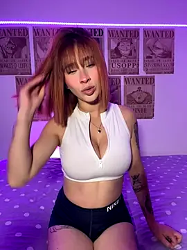 Snapshot of chloe_rockss_ chatting on September 17, 2025, 10:23 pm chloe rockss  online show from September 17, 2025, 10:23 pm