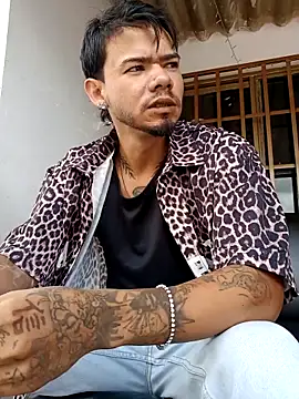 Niick01  online show from February 8, 2026, 3:32 pm