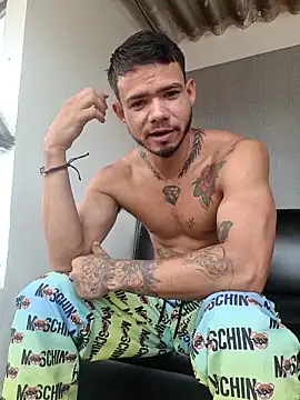 Niick01  online show from September 25, 2025, 5:30 pm