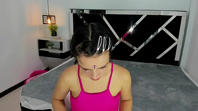 Annyrosee online show from March 11, 2025, 9:37 pm
