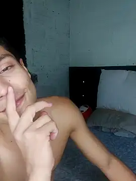 Snapshot of Young_Dominant_777 chatting on February 13, 2025, 5:54 pm Young Dominant 777 online show from February 13, 2025, 5:54 pm