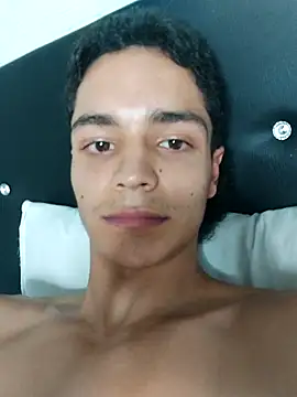 Snapshot of Young_Dominant_777 chatting on February 10, 2025, 9:58 pm Young Dominant 777 online show from February 10, 2025, 9:58 pm