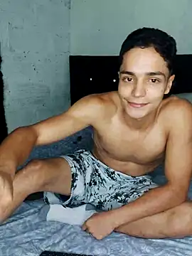 Snapshot of Young_Dominant_777 chatting on February 24, 2025, 11:19 pm Young Dominant 777 online show from February 24, 2025, 11:19 pm