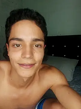 Snapshot of Young_Dominant_777 chatting on February 17, 2025, 6:28 pm Young Dominant 777 online show from February 17, 2025, 6:28 pm