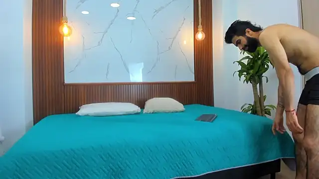 Snapshot of Arah_issaa chatting on March 16, 2025, 10:20 pm Arah issaa online show from March 16, 2025, 10:20 pm