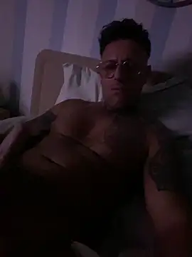 Snapshot of Jamesdeanmcqueen chatting on February 9, 2025, 6:11 am Jamesdeanmcqueen online show from February 9, 2025, 6:11 am