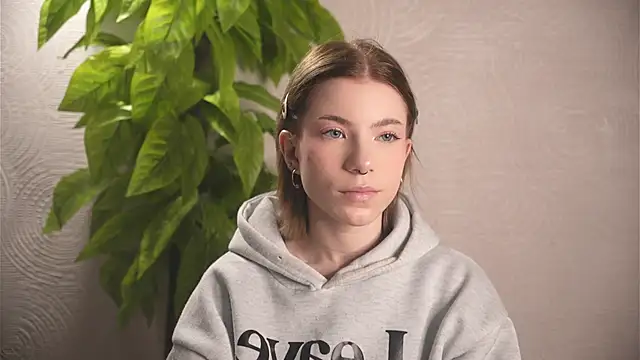 FeliceDendy online show from February 2, 2025, 3:54 am