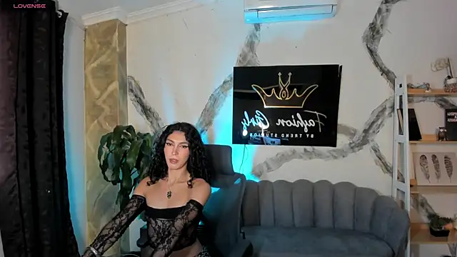 allicemackenzie online show from February 7, 2026, 5:48 am