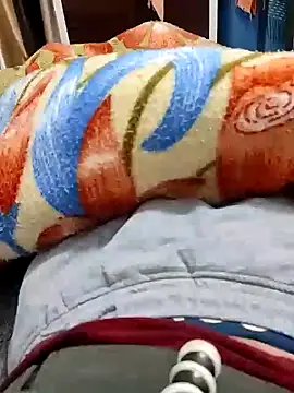 Hot funky boy online show from February 6, 2025, 8:34 pm