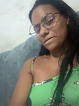 Vivymarques online show from February 6, 2025, 4:53 am