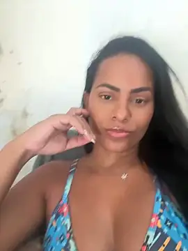 Vivymarques online show from February 5, 2025, 8:04 pm