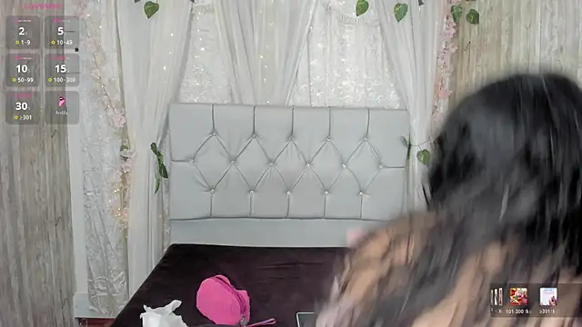 Rachel new20 online show from February 18, 2026, 8:27 pm