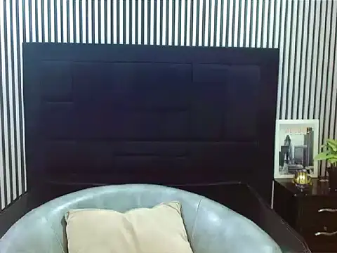 LihanJor 23 online show from September 25, 2025, 12:55 pm