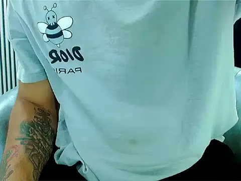 LihanJor 23 online show from September 20, 2025, 1:05 pm