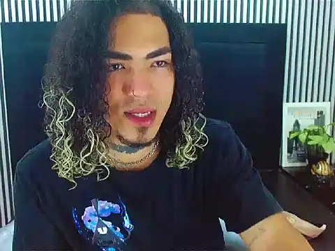 LihanJor 23 online show from September 22, 2025, 12:55 pm